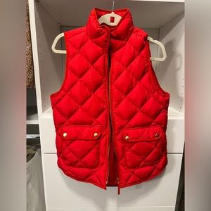 NWT J Crew Quilted Excursion Vest in Red